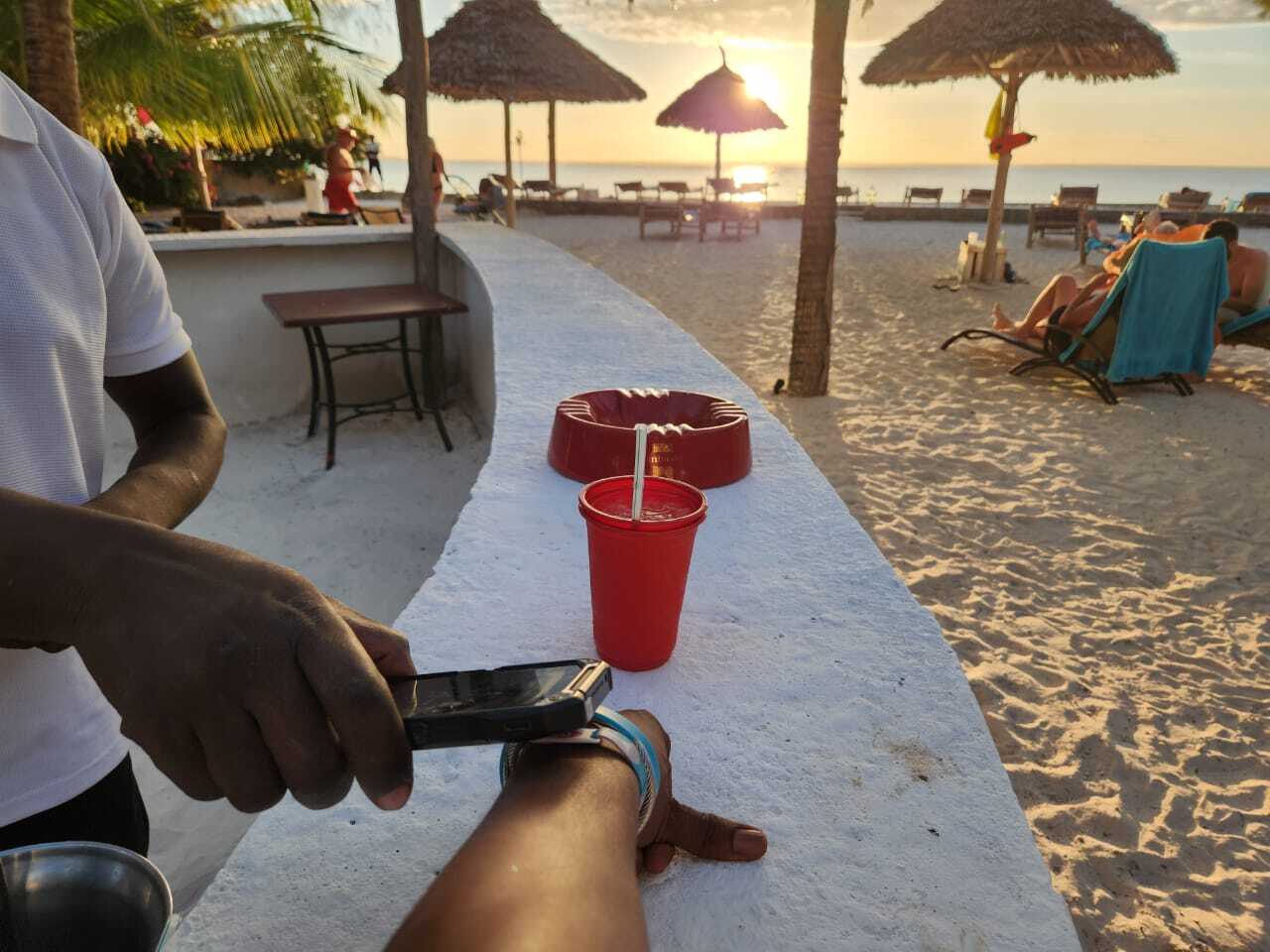 Transforming Hospitality in Zanzibar: Ipos Cashless Solutions x Glownet